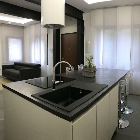 Venetian Aesthetic Apartment Местре Екстериор снимка