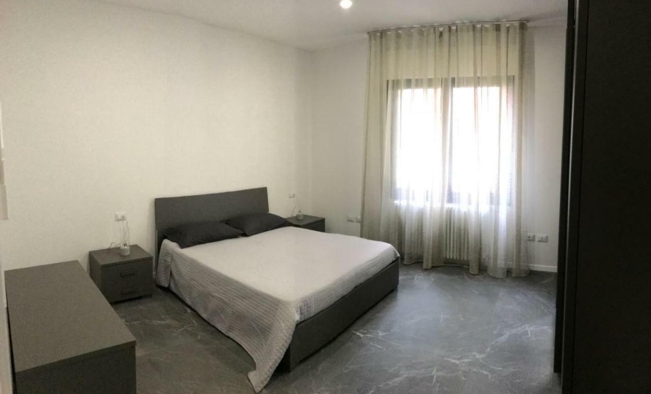 Venetian Aesthetic Apartment Местре Екстериор снимка
