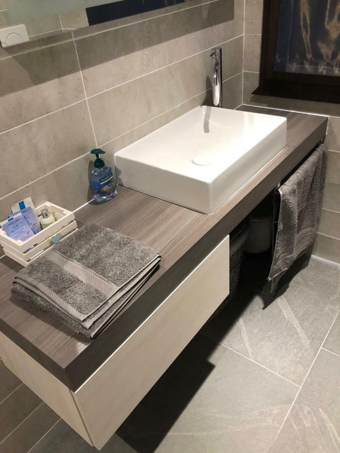 Venetian Aesthetic Apartment Местре Екстериор снимка